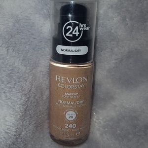 Revlon Colorstay makeup